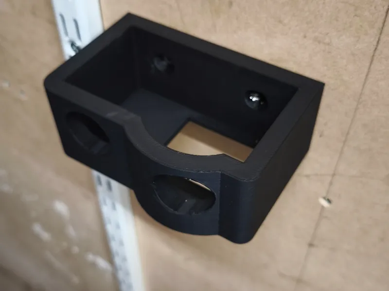 Stromer charger wall holder
