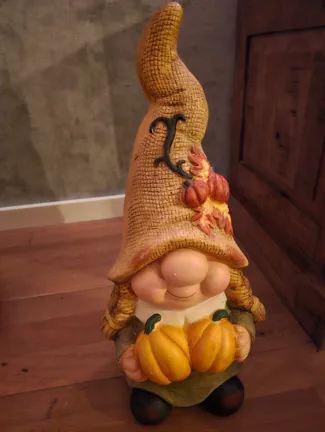 Gnome Lady autumn