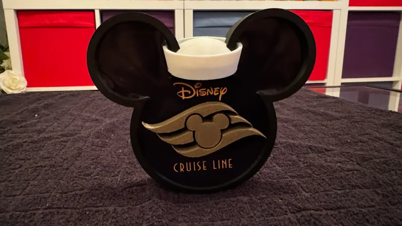 Cruise Ship Door Decoration - DCL Logo w/ Cap Blk