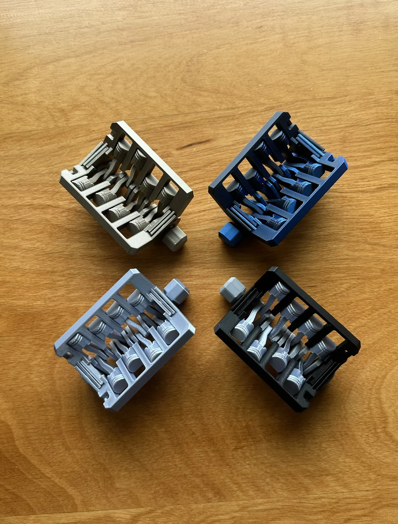 Print-in-place v8 engine fidget view 3