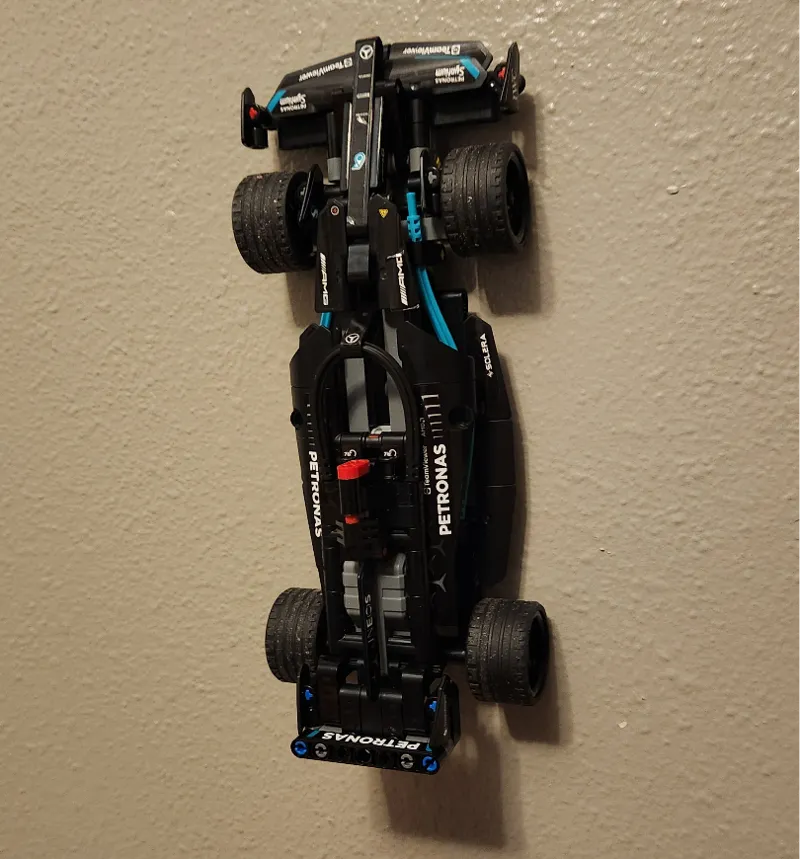 Technic Wall Hanger