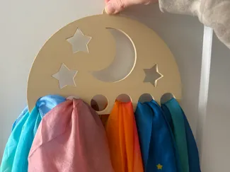 Toddler Play Silk Hanger