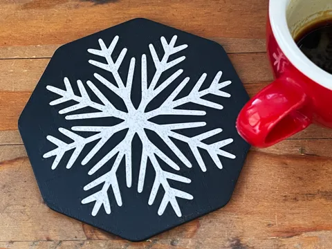 Snowflake coaster