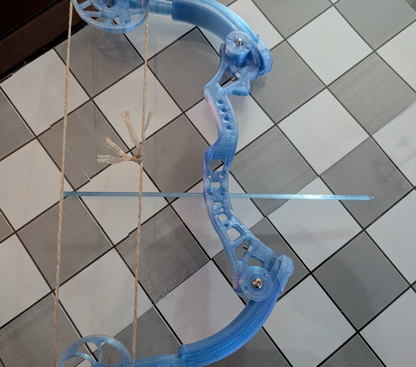Miniatura 2 do modelo 3D Miniature Compound Bow