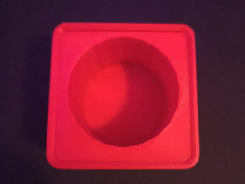 Gridfinity Cylinder Lock Bin 1x1x4