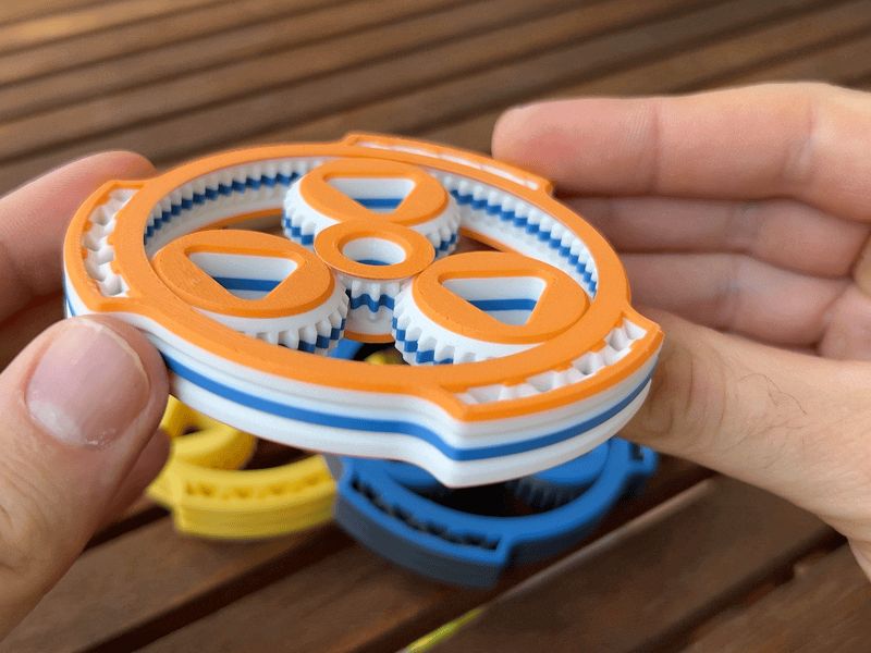 Gear fidget spinner - print in place