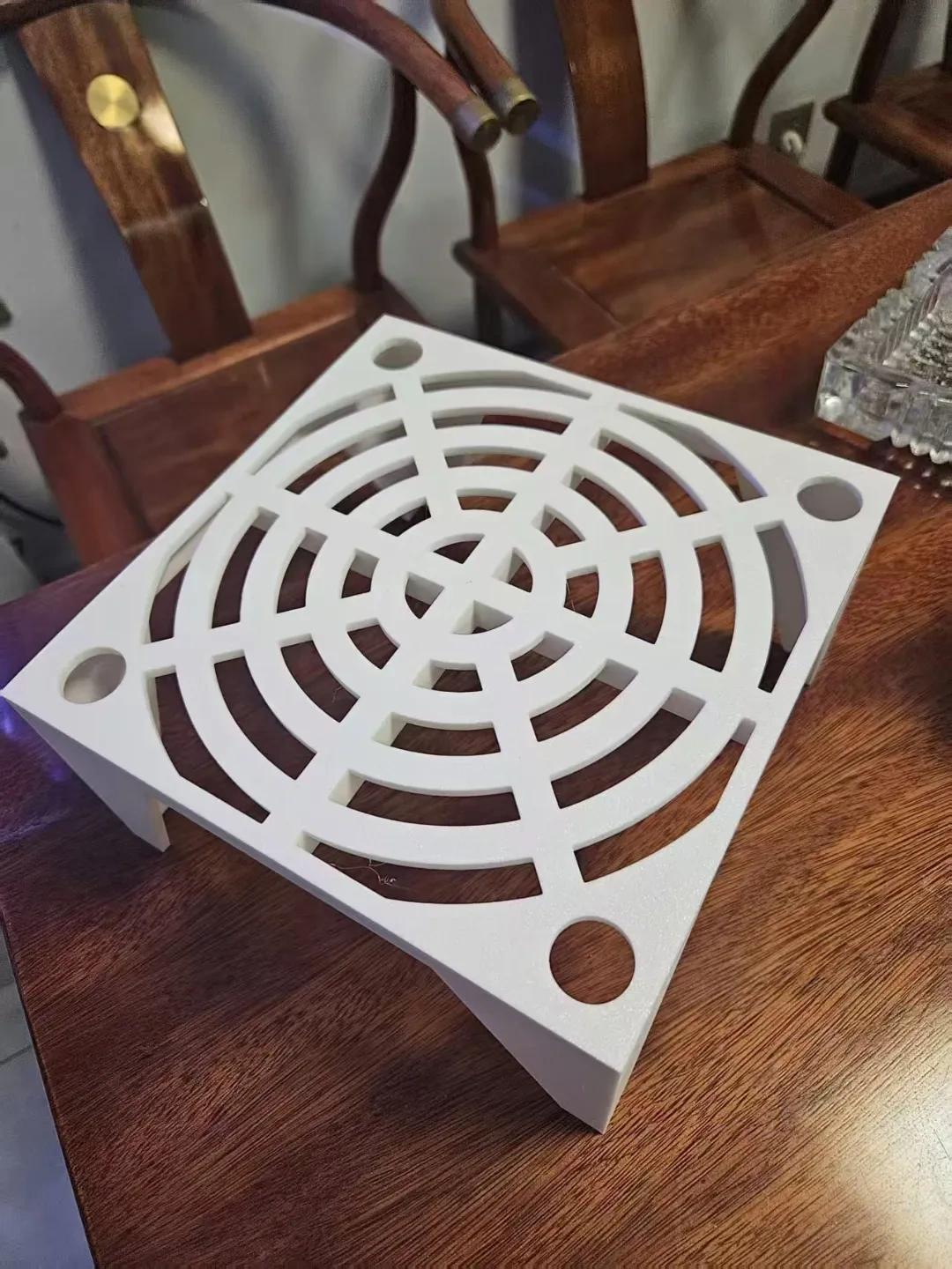 Miniatura 1 do modelo 3D 蛋分抬高支架、支架、鱼缸支架。