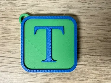 Schlüsselanhänger Buchstabe T Keychain Letter T