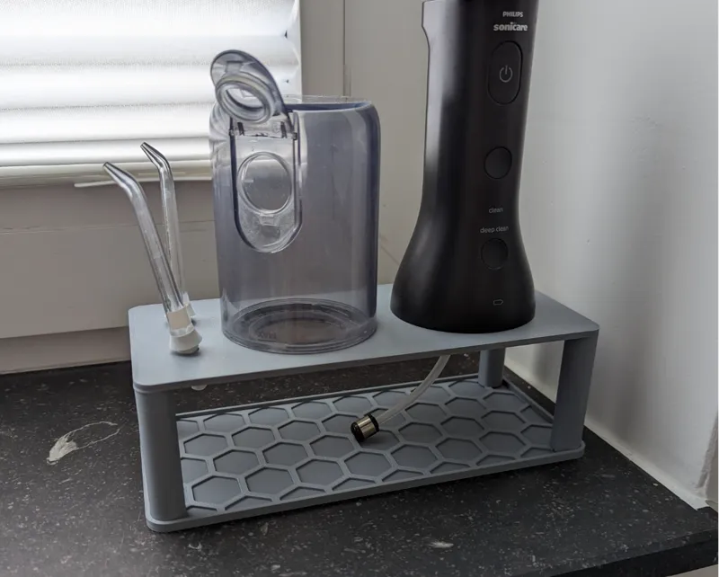 Drying stand for water flosser