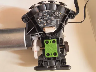 First generation AMS 4-way feed cap