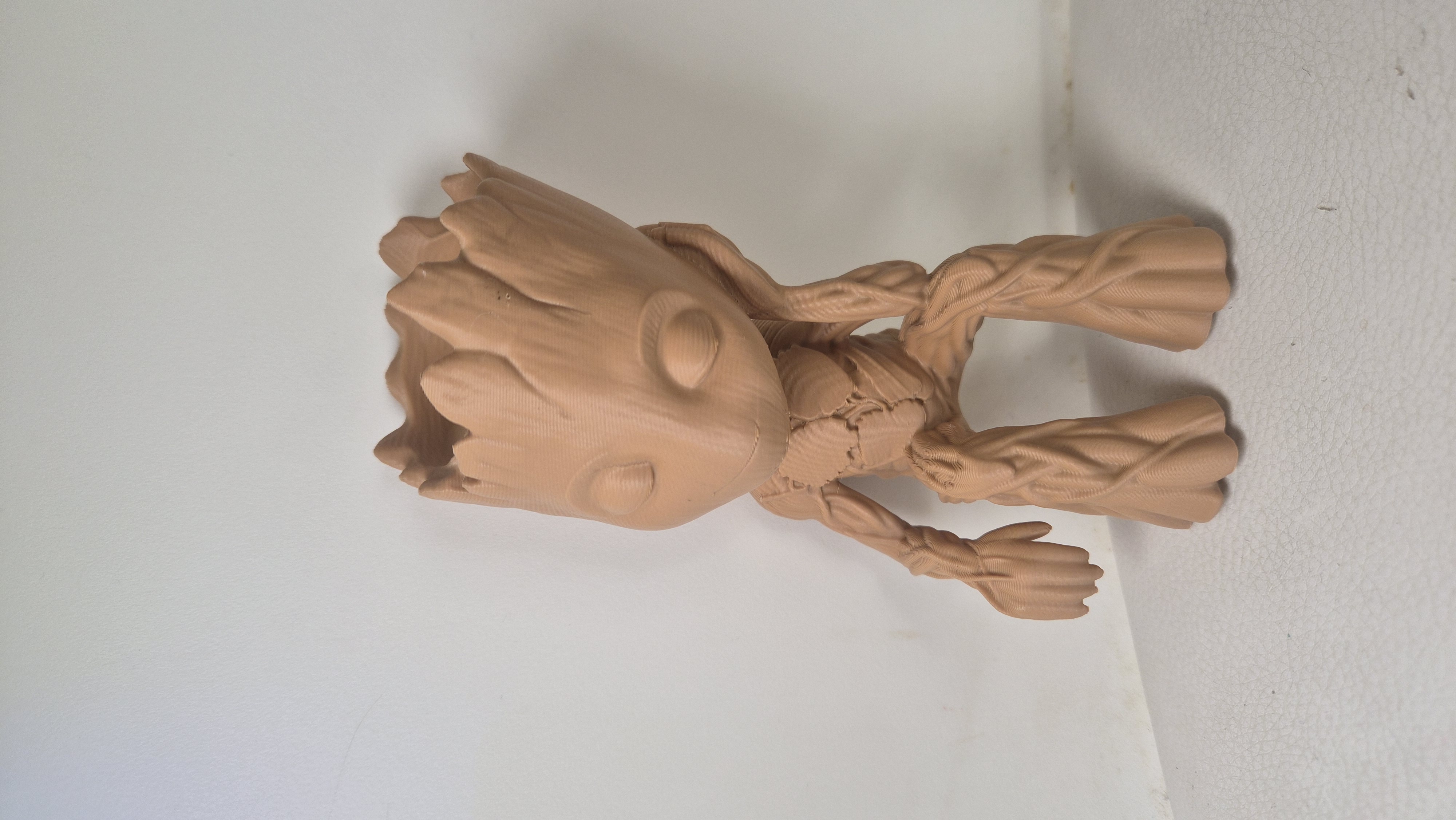 Miniatura 2 do modelo 3D Groot Sleeping Shelf Critter