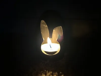 Easter egg tealight holder