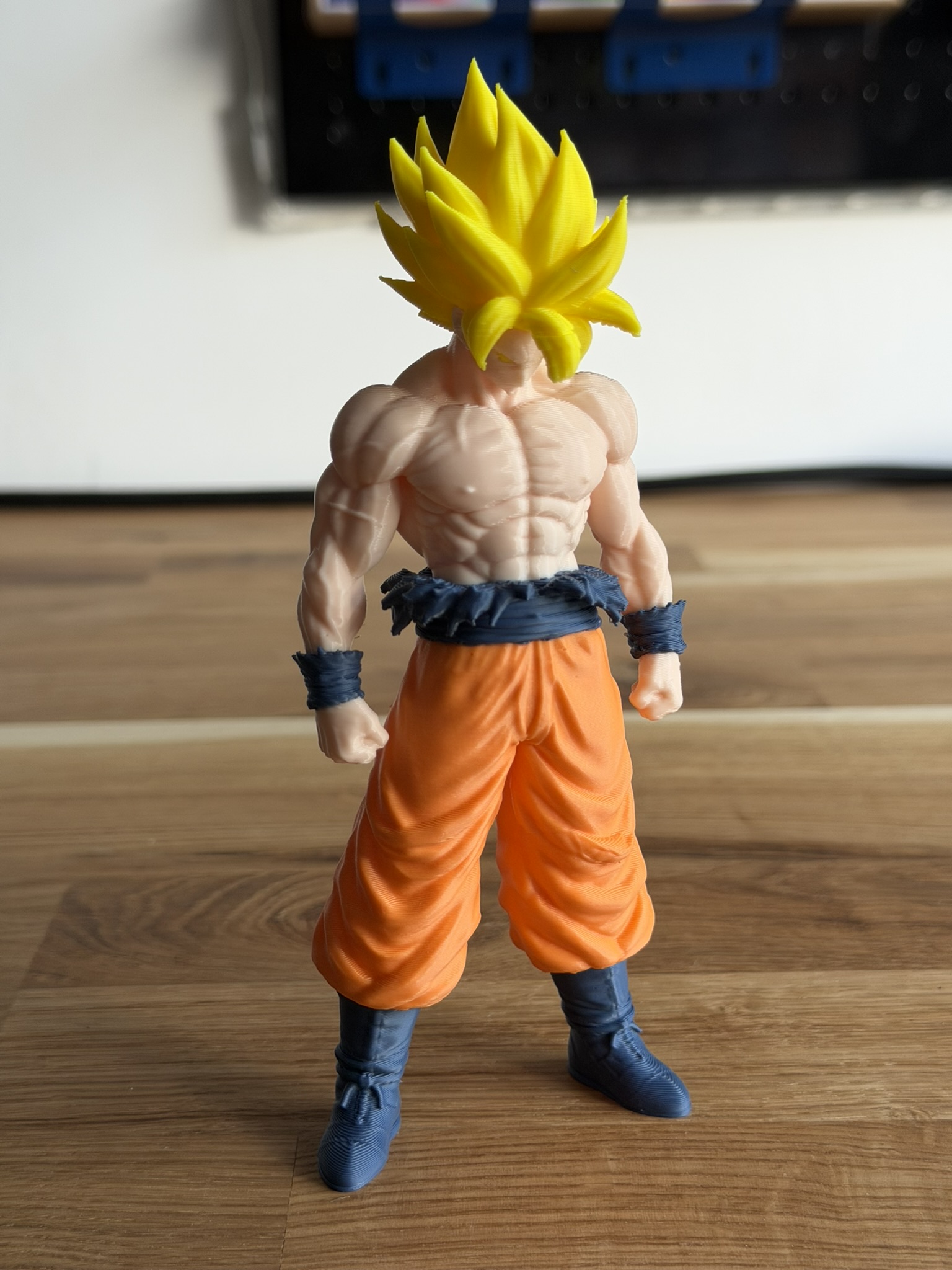 Miniatura 4 do modelo 3D Goku Limit Break Pose NO AMS Ultra Dettagliato