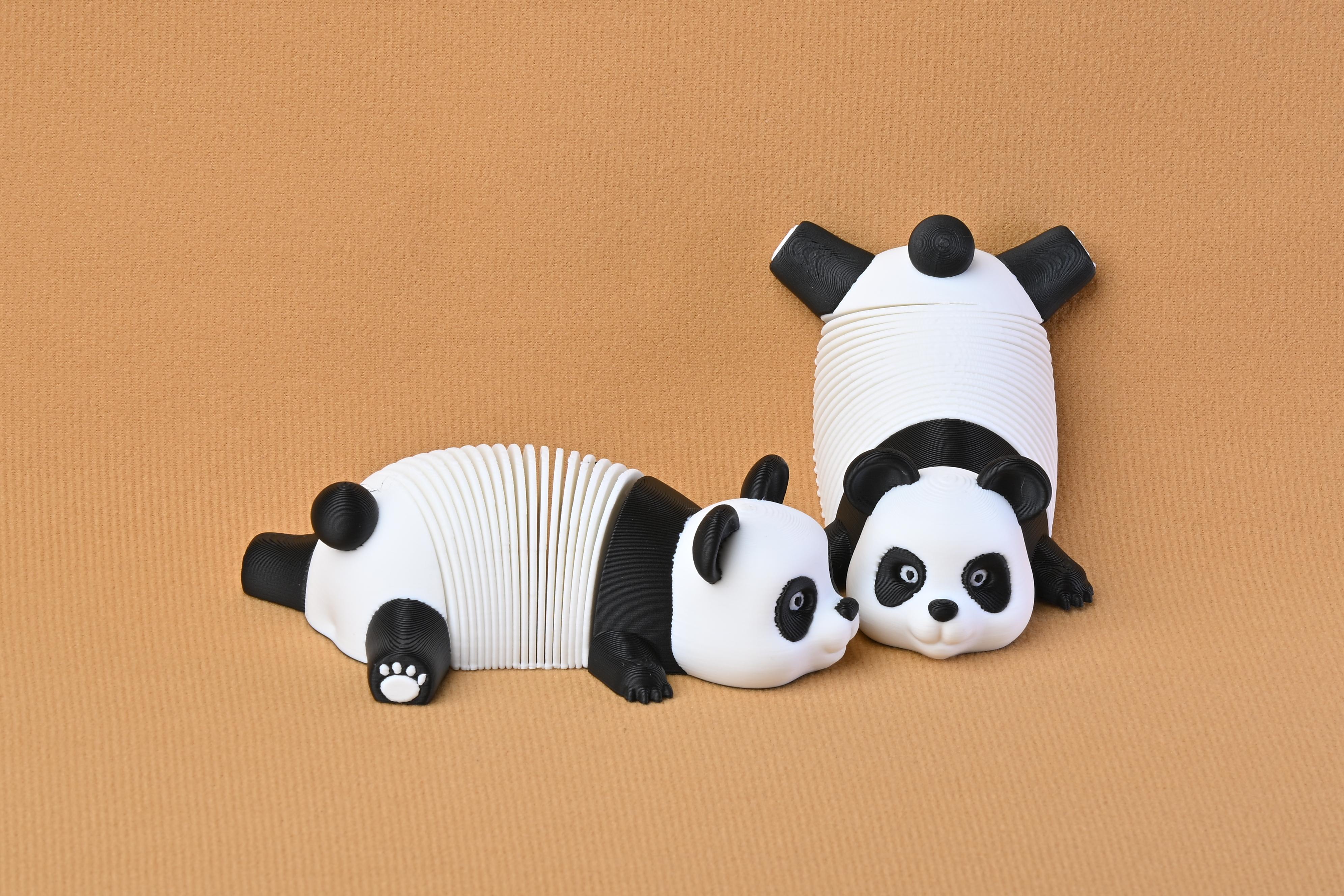 Miniatura 1 do modelo 3D 弹簧熊猫解压玩具（无支撑）