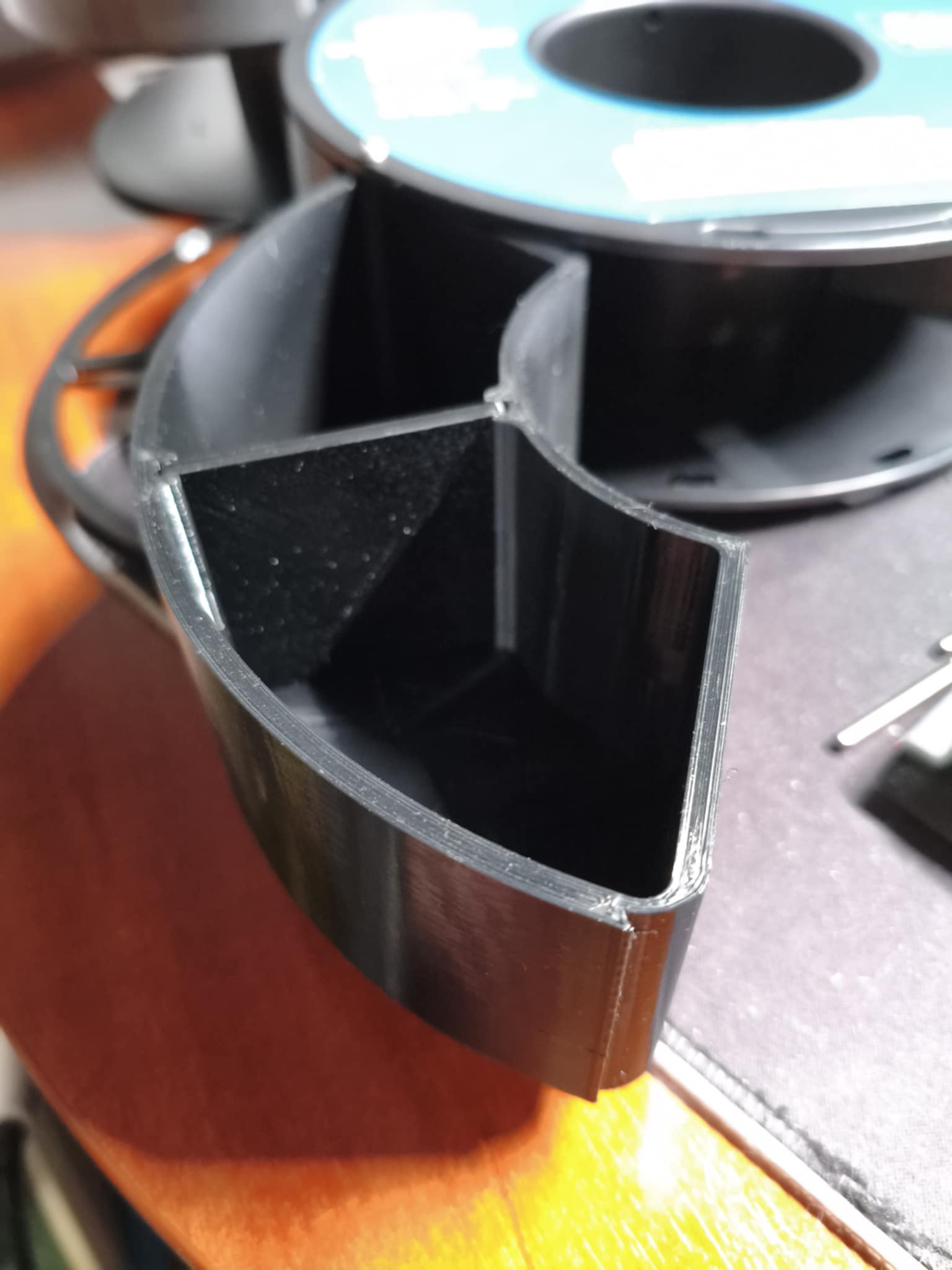 Geeetech-spool-v1-with-separator-3.5mm-wall