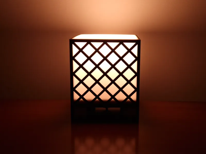 Elegant square design lamps - Luminara Series
