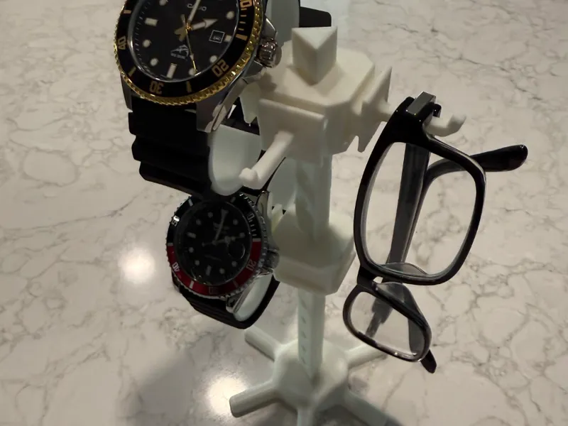 VersaTree – Your Modular Multi-Use Organizer Tree
