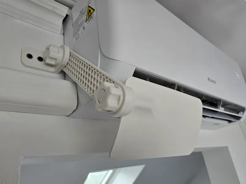AC Air Flow Deflector