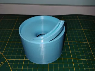 Spiraling piggy bank