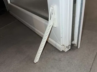 Door holder