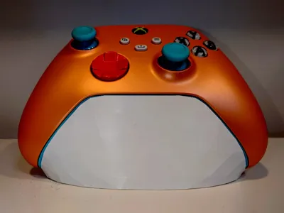 Xbox controller stand w/ battery slots