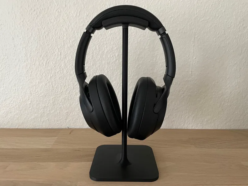Simple Headphone Stand