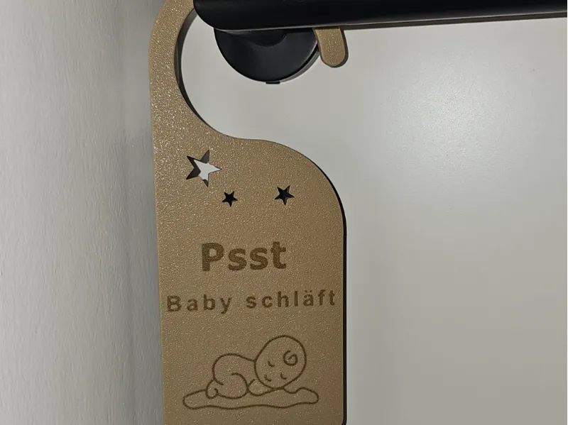 Psst Baby schläft