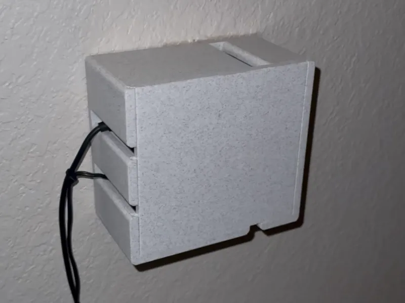 Childproof Outlet Cover with Door