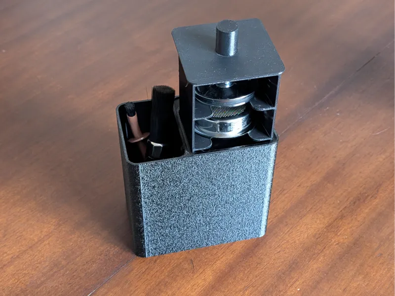 Portafilter basket storage