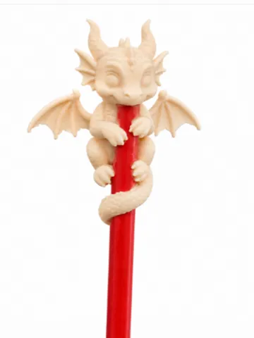 Adorno temático: Cute Dragon Pencil Topper — vista de referencia 2