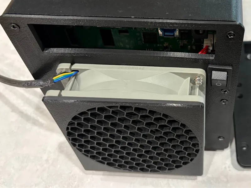 Cenmate 4-bay DAS 92mm Fan Plate
