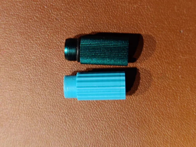 Tom Studio Lumos Finliner pen cap
