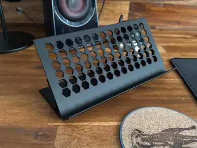 Keyboard tray for e.g. Huntsman