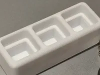 “仅包含底座部分”0.2mm 层高, 2 层墙, 15% 填充