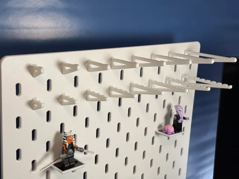 SKADIS Hooks - Single slot and Self locking