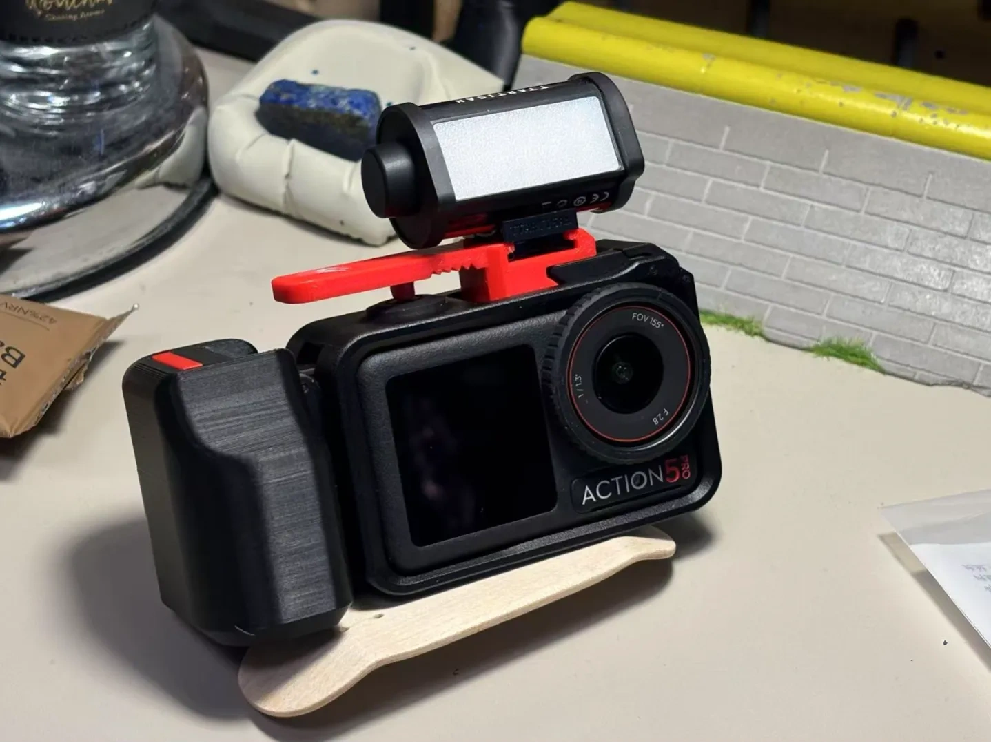 Miniatura 1 do modelo 3D 大疆 DJI action系列原厂兔笼拍摄手柄