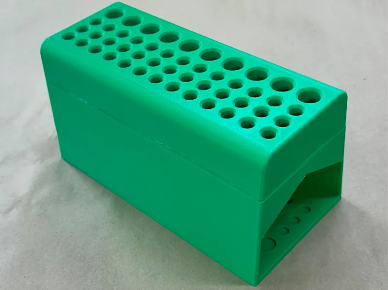 PAINT BRUSH STORAGE