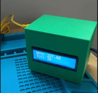 Arduino box, Breadboard, LCD Display and sensors
