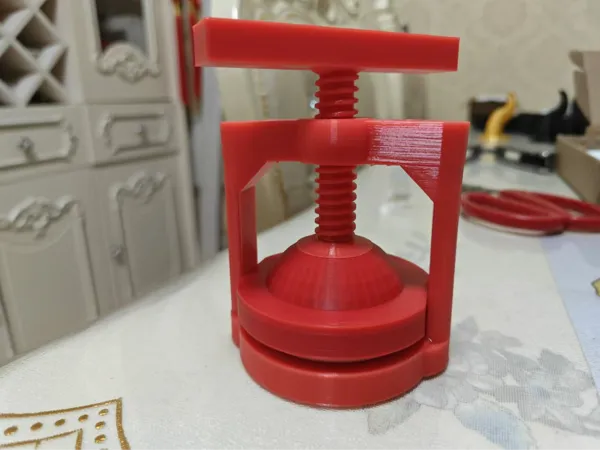 https://makerworld.bblmw.com/makerworld/model/US2e57bde8fef05/design/2024-11-03_648e228e52e7a.jpg