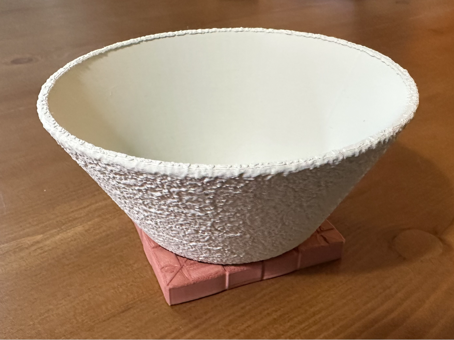 Stone Texture Round Planter & Saucer