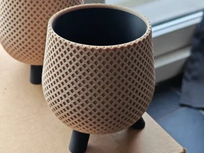 Inner pot for Spiral Planter by Maxx Design
