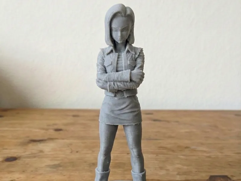 Android 18 ( Dragon Ball )