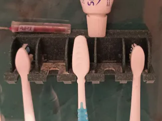 toothbrush holder