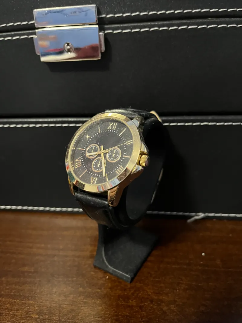 Watch Stand
