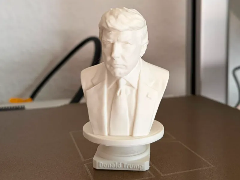 Donald Trump Statue/Figur