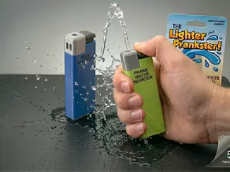 prank lighter (shoots water)
