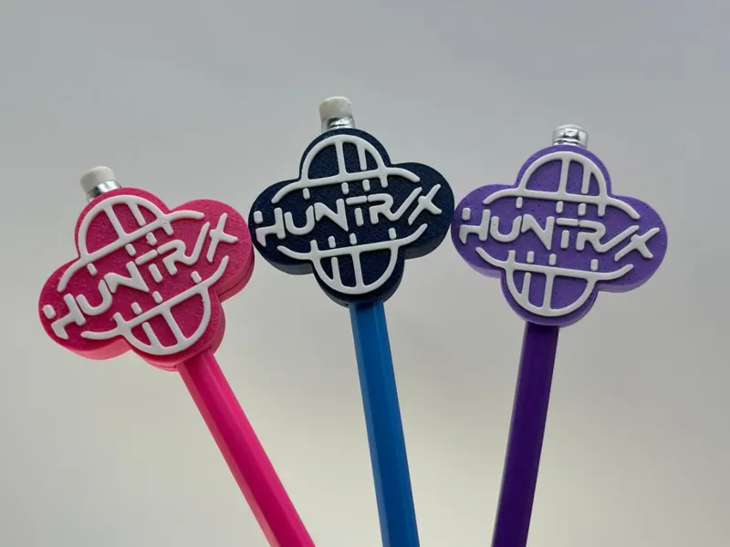 Enfeite para Lapis/Caneta Huntrix Guerreiras Kpop