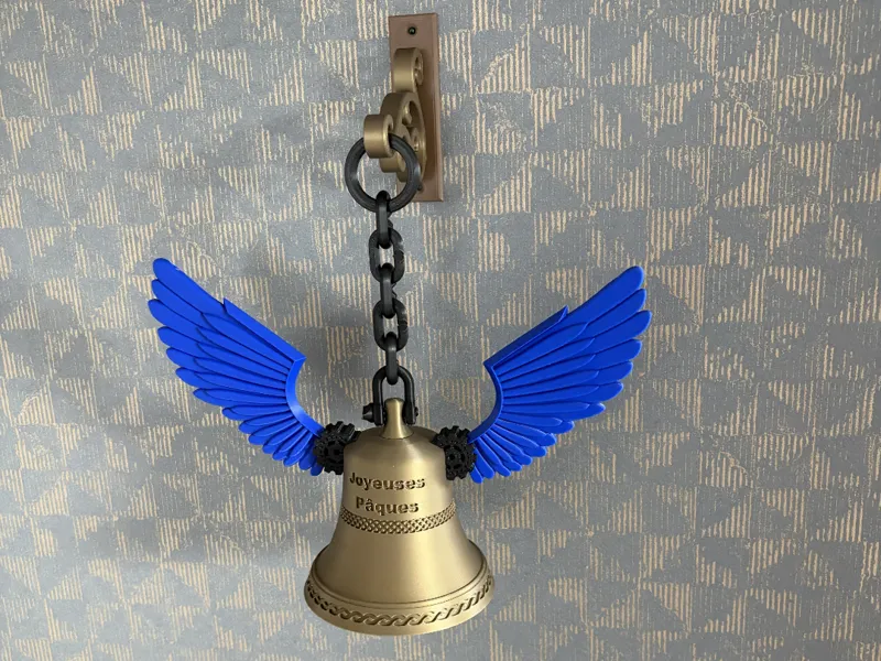 cloche de Pâques avec ailes et support