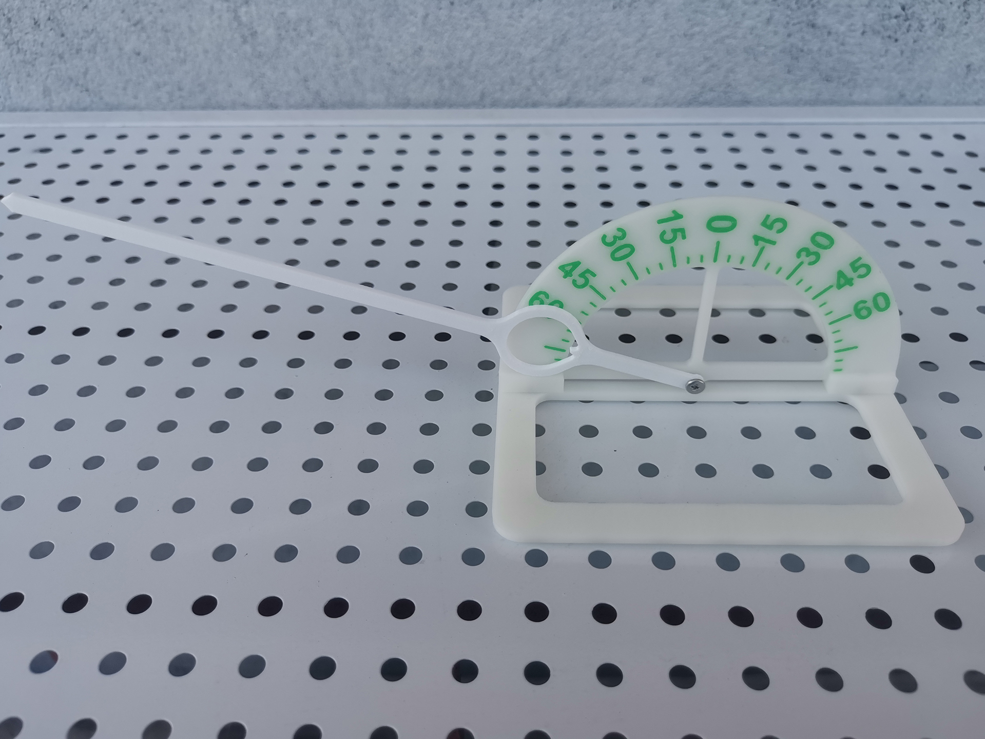 Miniatura 2 do modelo 3D 角度尺  风向角度测量尺 