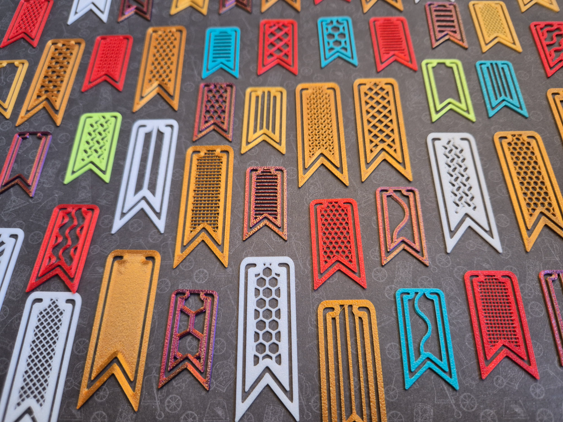 Filigrane Lesezeichen - Infill Design